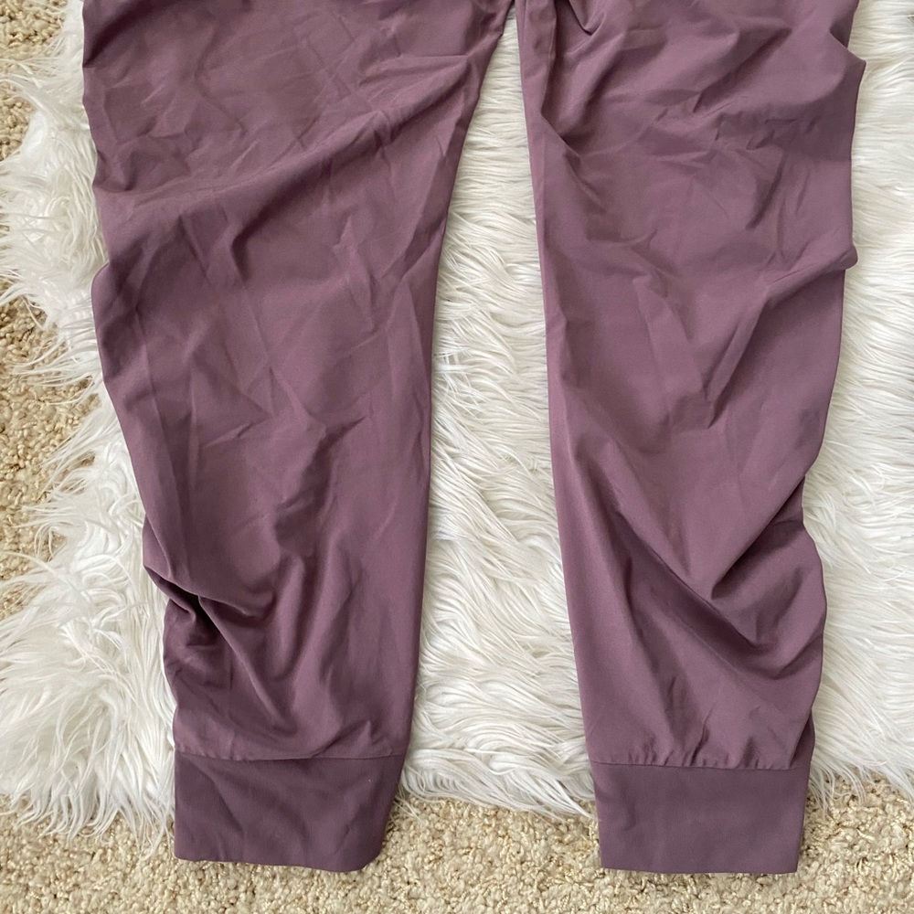 {Athleta} Attitude Jogger Pant in Volcanic Violet - Women's 2 - Picture 10 of 10